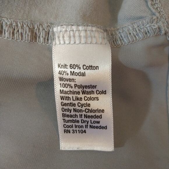 Kaari Blue Womens Grey V Neck Contrast Satin Silky Back Hi Low Top Tee Shirt XS - Picture 11 of 11